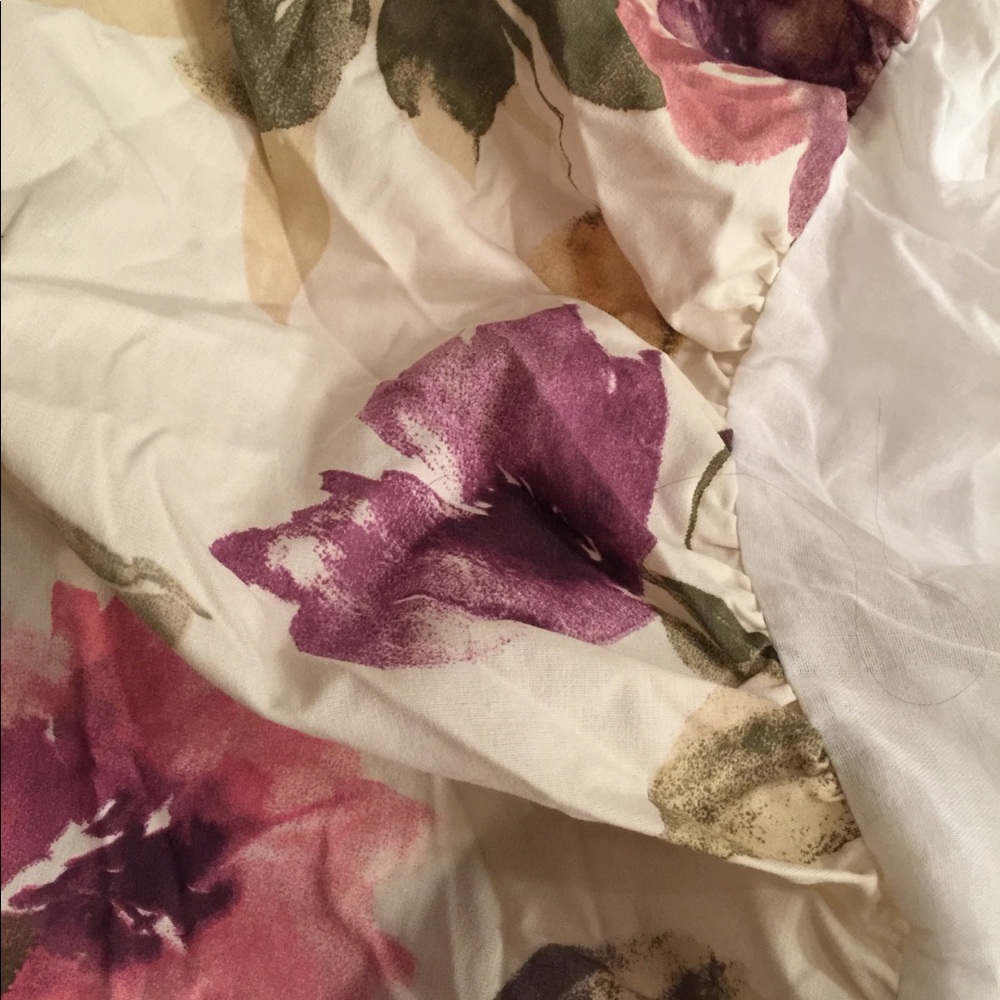 Dan River Queen Size Bedskirt